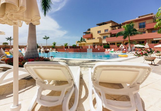 Apartamento en Costa Adeje - TERRAZAS DEL DUQUE II 4A001 Apartamento en Costa Adeje - TERRAZAS DEL DUQUE II 4A001