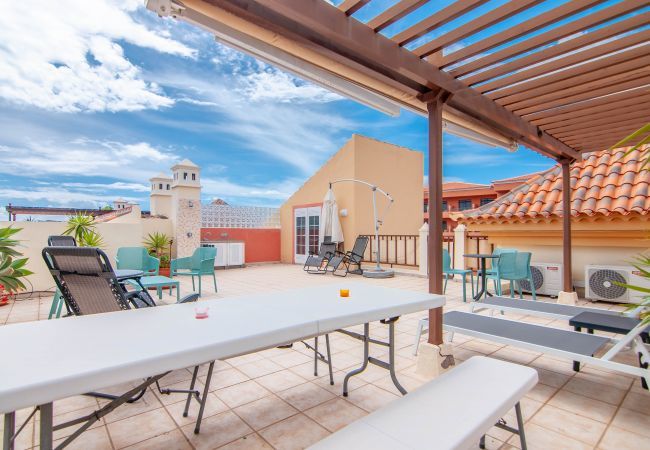 Apartamento en Costa Adeje - TERRAZAS DEL DUQUE II 4A001 Apartamento en Costa Adeje - TERRAZAS DEL DUQUE II 4A001