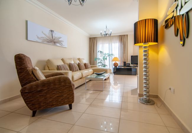 Apartamento en Costa Adeje - TERRAZAS DEL DUQUE II 4A001 Apartamento en Costa Adeje - TERRAZAS DEL DUQUE II 4A001