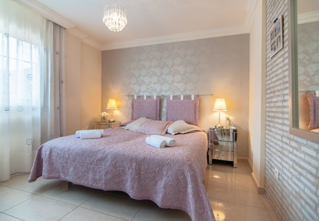 Apartamento en Costa Adeje - TERRAZAS DEL DUQUE II 4A001 Apartamento en Costa Adeje - TERRAZAS DEL DUQUE II 4A001