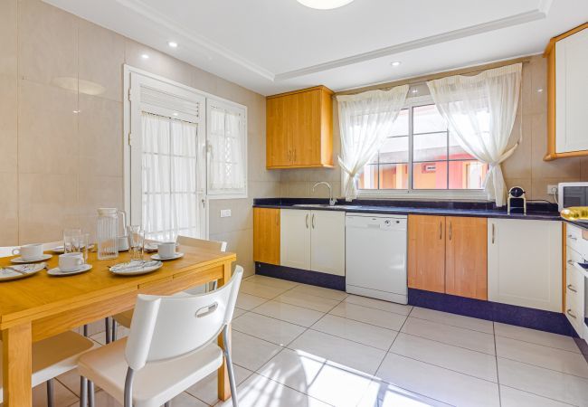 Apartamento en Costa Adeje - TERRAZAS DEL DUQUE II 3A001 Apartamento en Costa Adeje - TERRAZAS DEL DUQUE II 3A001