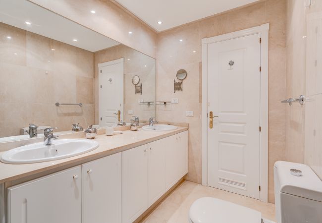 Apartamento en Costa Adeje - Terrazas del DUQUE I 1a022 Apartamento en Costa Adeje - Terrazas del DUQUE I 1a022