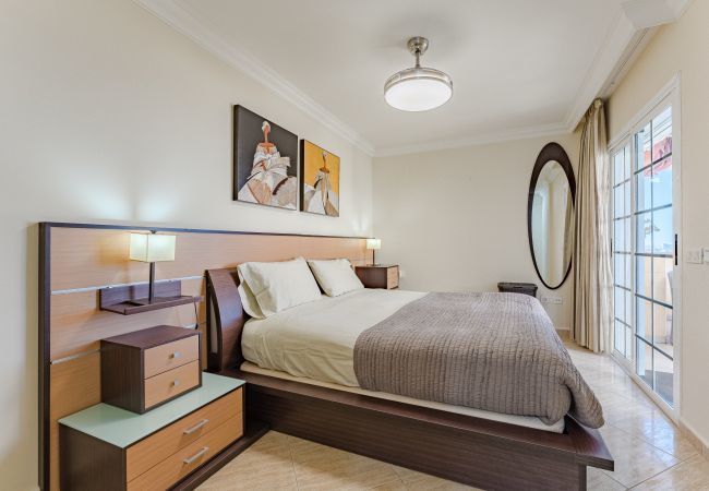 Apartamento en Costa Adeje - TERRAZAS DEL DUQUE II 2A302 Apartamento en Costa Adeje - TERRAZAS DEL DUQUE II 2A302