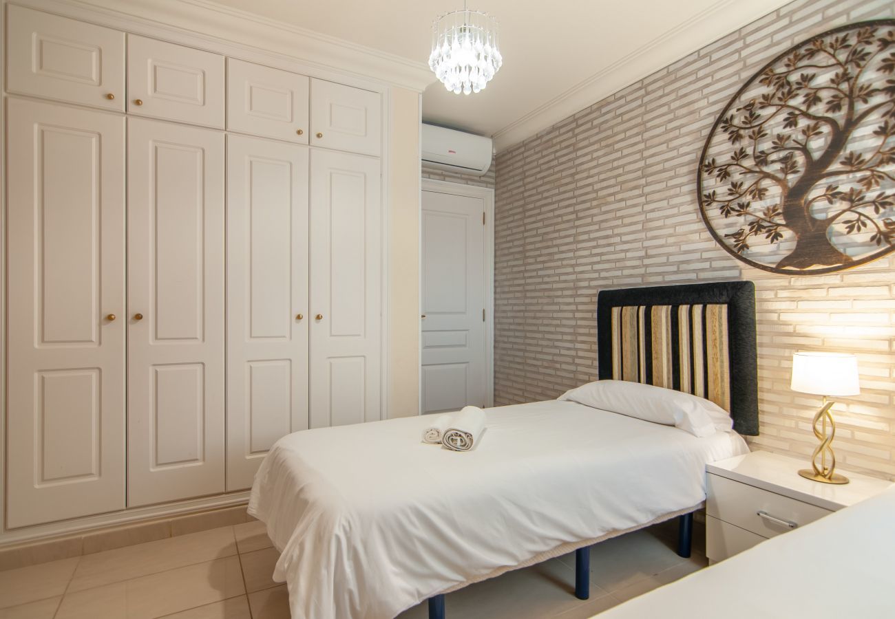 Apartamento en Costa Adeje - TERRAZAS DEL DUQUE II 4A001 Apartamento en Costa Adeje - TERRAZAS DEL DUQUE II 4A001