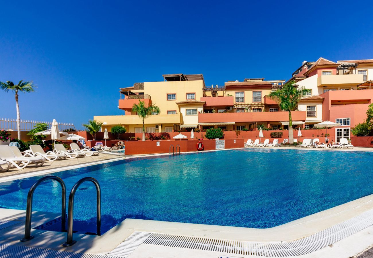 Apartamento en Costa Adeje - TERRAZAS DEL DUQUE II 4A001 Apartamento en Costa Adeje - TERRAZAS DEL DUQUE II 4A001