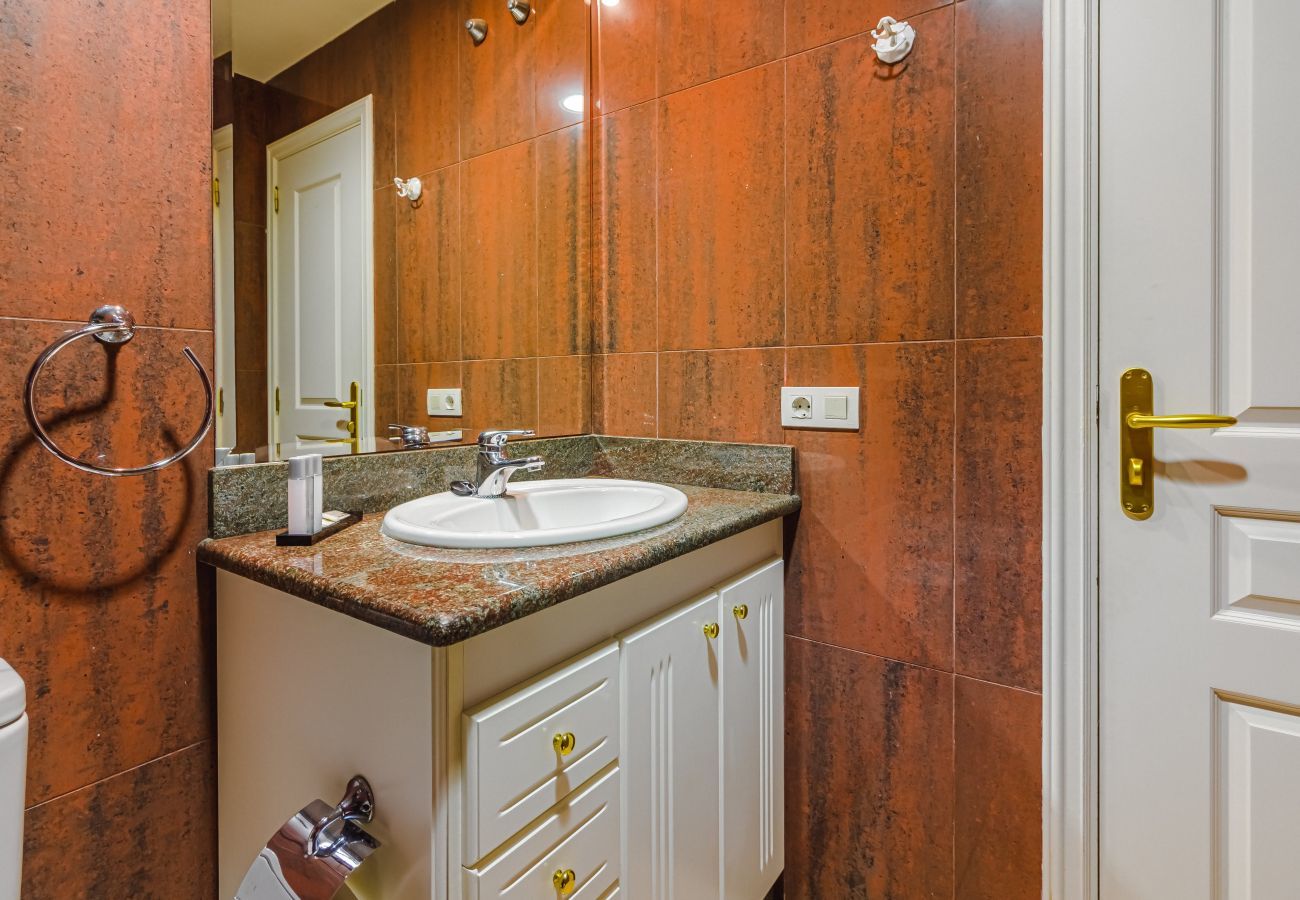 Apartamento en Costa Adeje - TERRAZAS DEL DUQUE II 3A001 Apartamento en Costa Adeje - TERRAZAS DEL DUQUE II 3A001