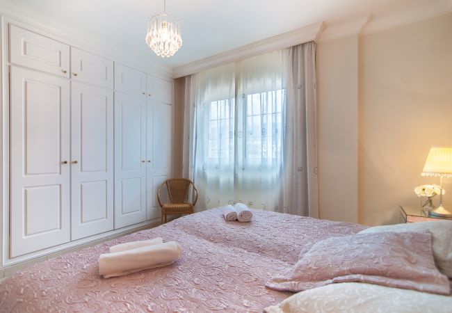 Ferienwohnung in Costa Adeje - TERRAZAS DEL DUQUE II 4A001 Ferienwohnung in Costa Adeje - TERRAZAS DEL DUQUE II 4A001