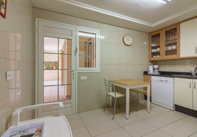 Ferienwohnung in Costa Adeje - TERRAZAS DEL DUQUE II 2A003 Ferienwohnung in Costa Adeje - TERRAZAS DEL DUQUE II 2A003