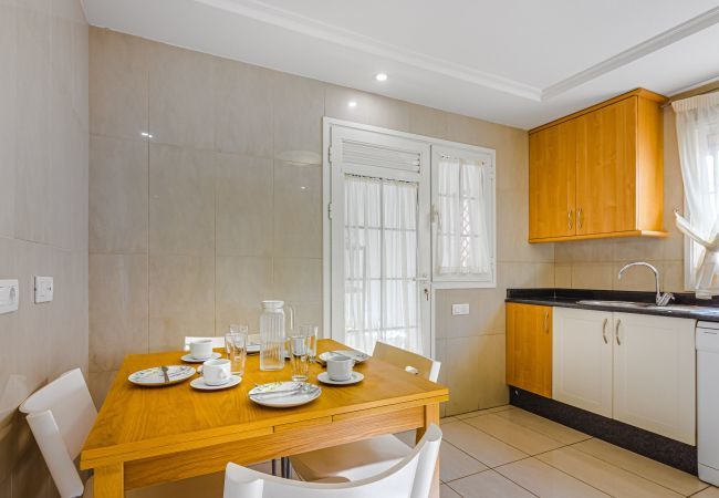 Ferienwohnung in Costa Adeje - TERRAZAS DEL DUQUE II 3A001 Ferienwohnung in Costa Adeje - TERRAZAS DEL DUQUE II 3A001