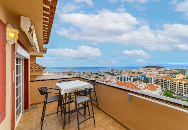 Ferienwohnung in Arona - Sunny Heights Ferienwohnung in Arona - Sunny Heights