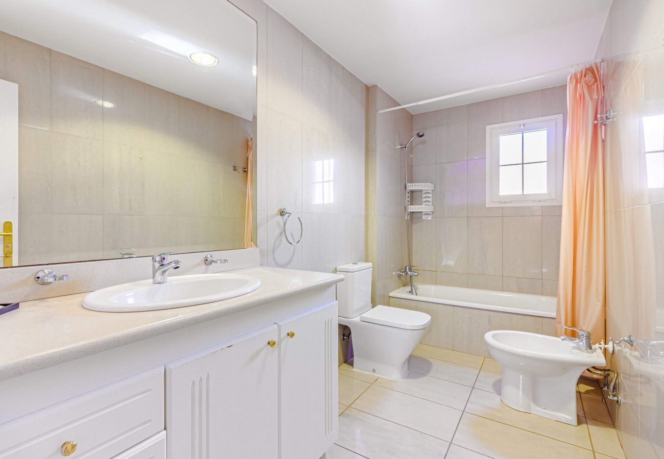 Ferienwohnung in Costa Adeje - TERRAZAS DEL DUQUE II 3A001 Ferienwohnung in Costa Adeje - TERRAZAS DEL DUQUE II 3A001