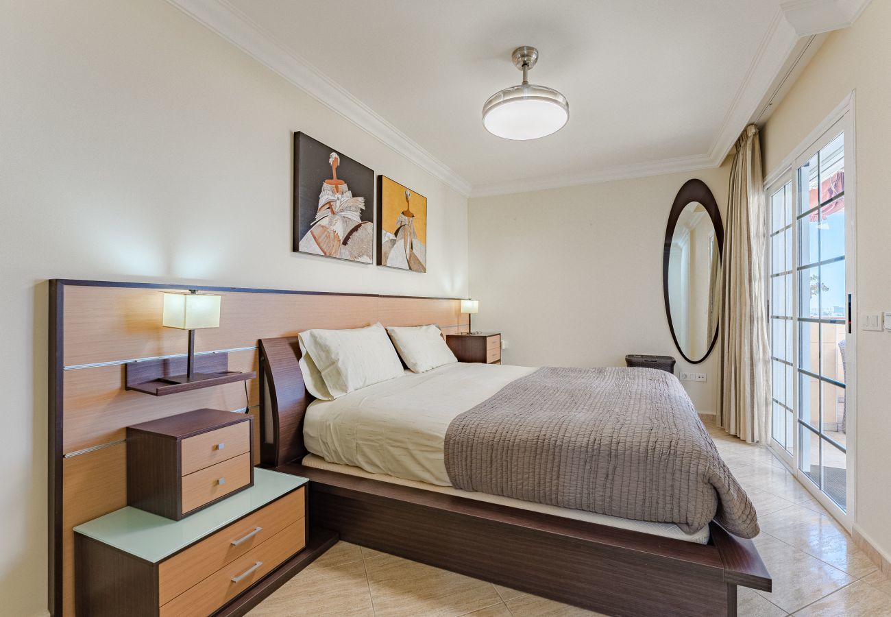 Ferienwohnung in Costa Adeje - TERRAZAS DEL DUQUE II 2A302 Ferienwohnung in Costa Adeje - TERRAZAS DEL DUQUE II 2A302