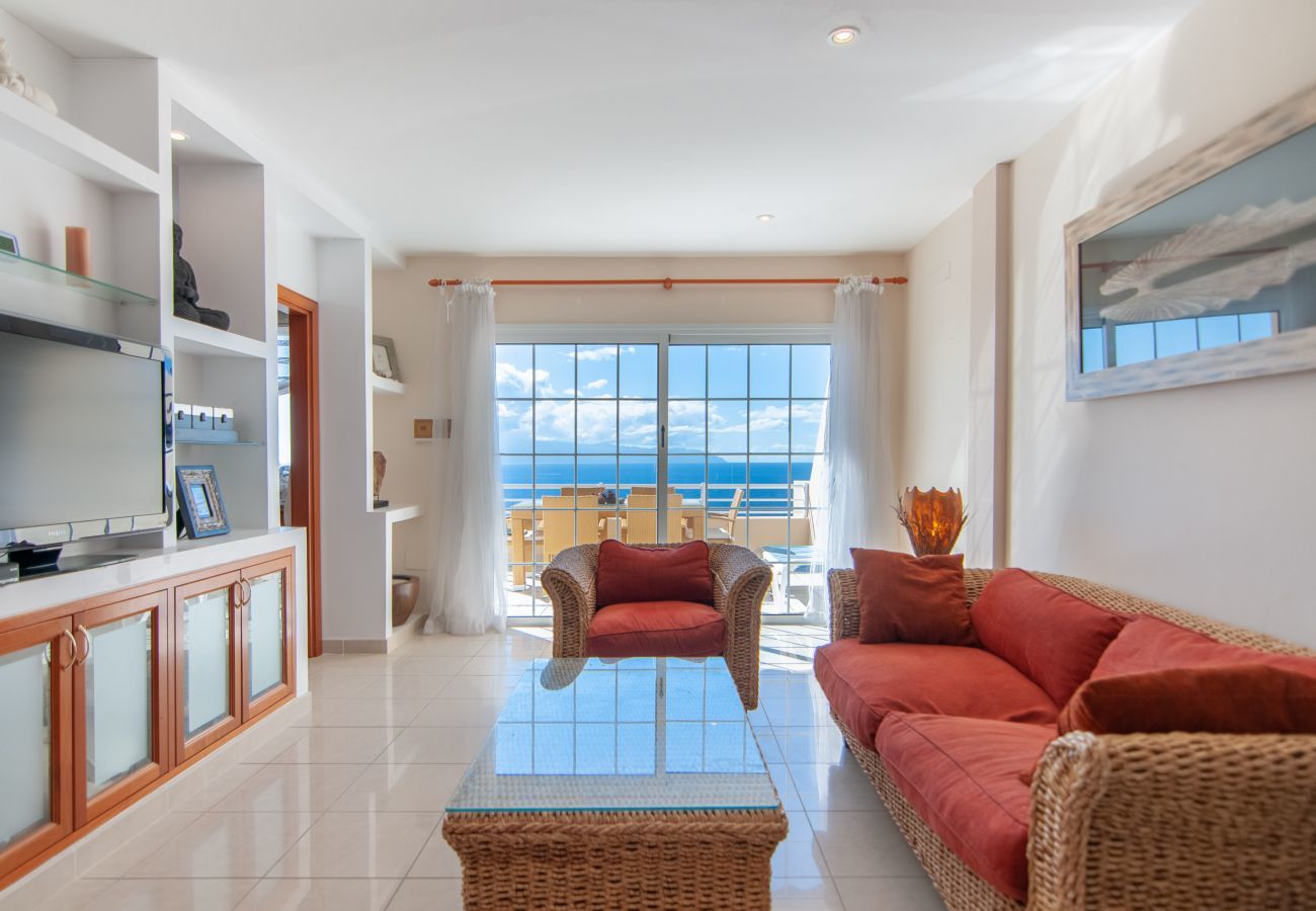 Résidence à Acantilados de Los Gigantes - PENTHOUSE DUPLEX AVENIDA 2A011 Résidence à Acantilados de Los Gigantes - PENTHOUSE DUPLEX AVENIDA 2A011