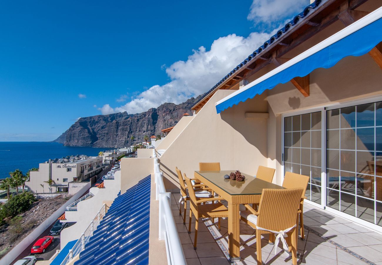 Résidence à Acantilados de Los Gigantes - PENTHOUSE DUPLEX AVENIDA 2A011 Résidence à Acantilados de Los Gigantes - PENTHOUSE DUPLEX AVENIDA 2A011