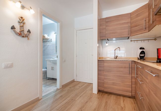 Апартаменты на Playa de Las Americas - TORRES DEL SOL 1A002 Апартаменты на Playa de Las Americas - TORRES DEL SOL 1A002