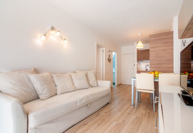 Апартаменты на Playa de Las Americas - TORRES DEL SOL 1A002 Апартаменты на Playa de Las Americas - TORRES DEL SOL 1A002