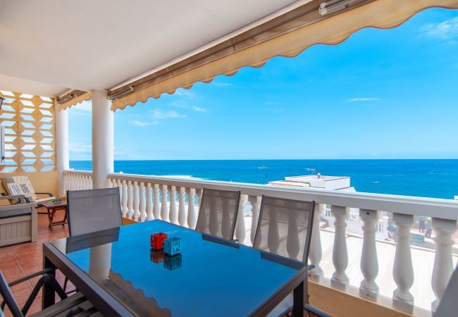 Апартаменты на La Caleta - Atico La Caleta 2A034 Апартаменты на La Caleta - Atico La Caleta 2A034