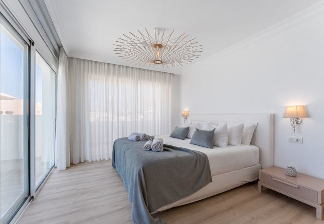 Вилла на La Caleta - Chalet Golf Costa Adeje  3A003 Вилла на La Caleta - Chalet Golf Costa Adeje  3A003