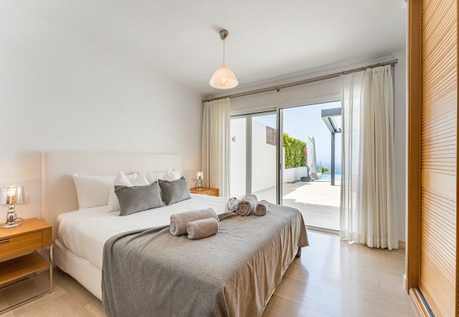 Вилла на La Caleta - Chalet Golf Costa Adeje  3A003 Вилла на La Caleta - Chalet Golf Costa Adeje  3A003