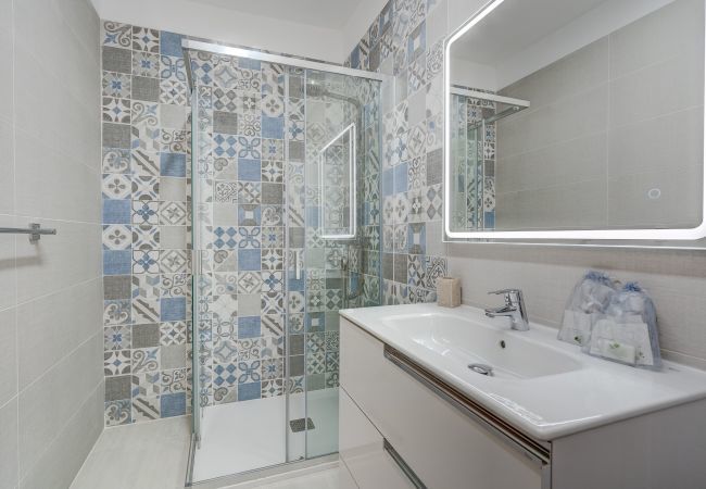 Таунхаус на Playa de Las Americas - CHALET PLAYA DE LAS AMERICAS 2 Таунхаус на Playa de Las Americas - CHALET PLAYA DE LAS AMERICAS 2