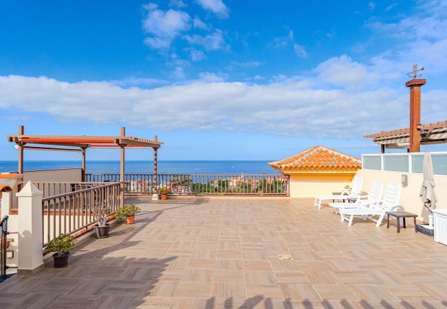 Апартаменты на Costa Adeje - TERRAZAS DEL DUQUE II 2A302 Апартаменты на Costa Adeje - TERRAZAS DEL DUQUE II 2A302