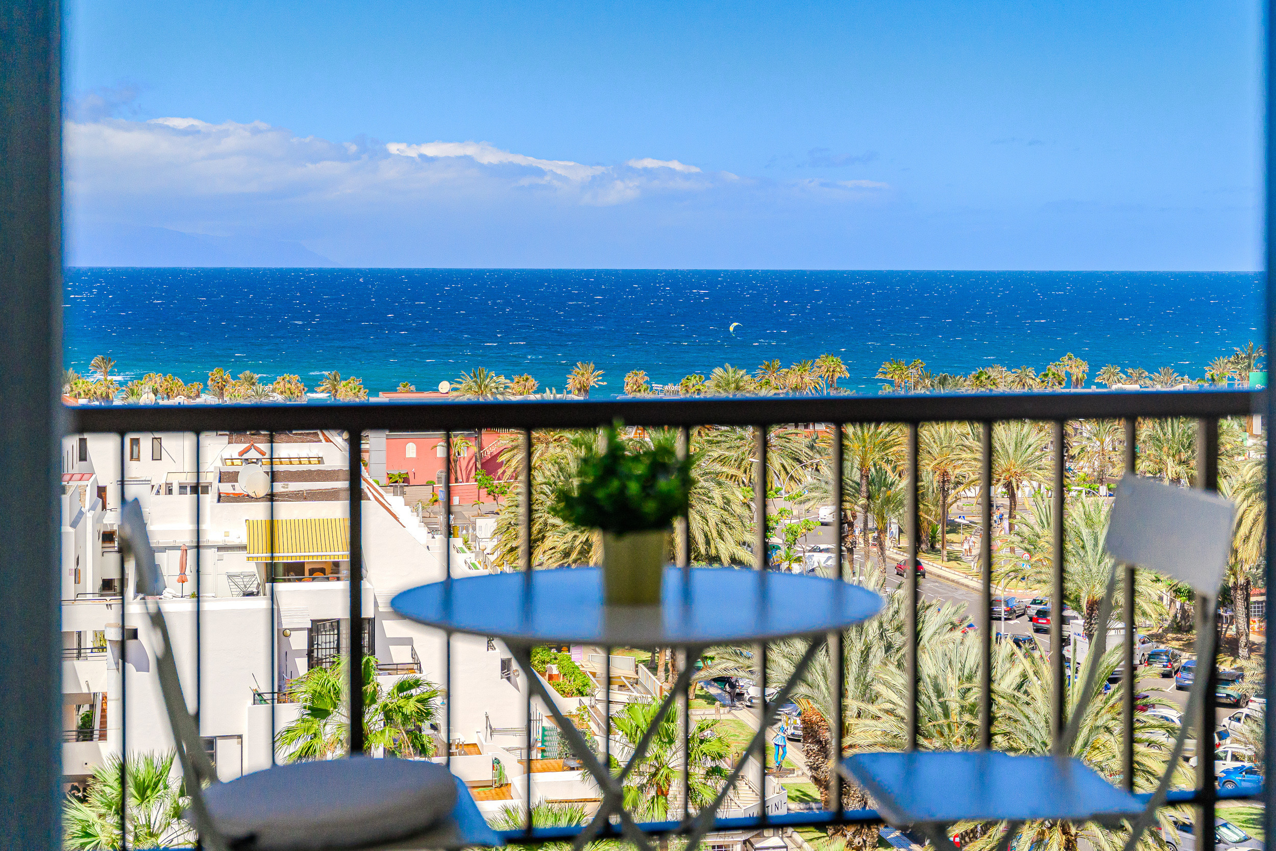  на Playa de Las Americas - DORADO MAR