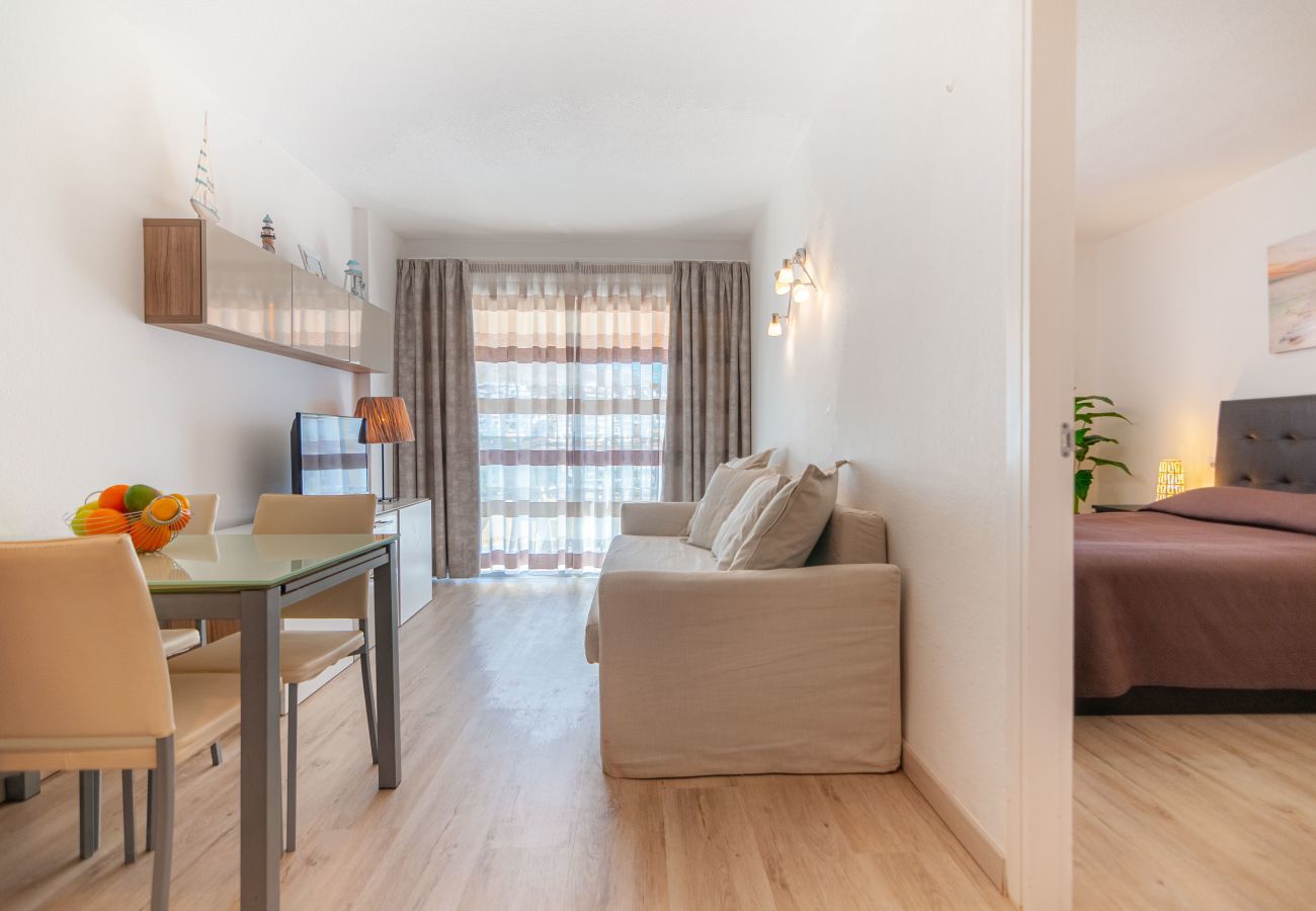 Апартаменты на Playa de Las Americas - TORRES DEL SOL 1A002 Апартаменты на Playa de Las Americas - TORRES DEL SOL 1A002