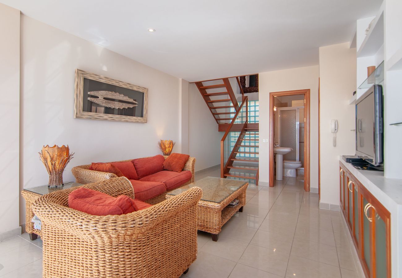 Кондоминиум на Acantilados de Los Gigantes - PENTHOUSE DUPLEX AVENIDA 2A011 Кондоминиум на Acantilados de Los Gigantes - PENTHOUSE DUPLEX AVENIDA 2A011