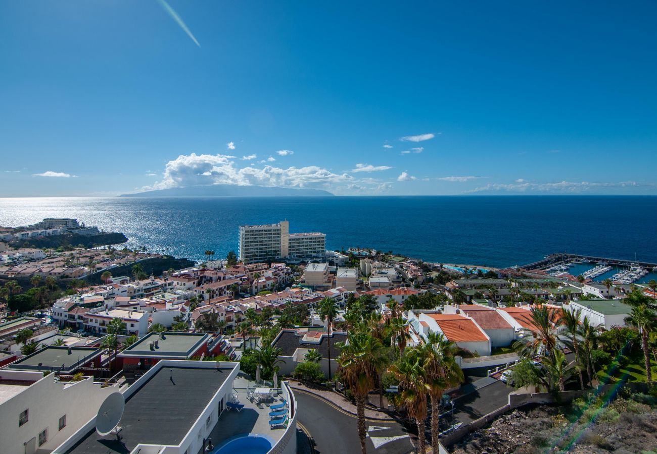 Кондоминиум на Acantilados de Los Gigantes - PENTHOUSE DUPLEX AVENIDA 2A011 Кондоминиум на Acantilados de Los Gigantes - PENTHOUSE DUPLEX AVENIDA 2A011