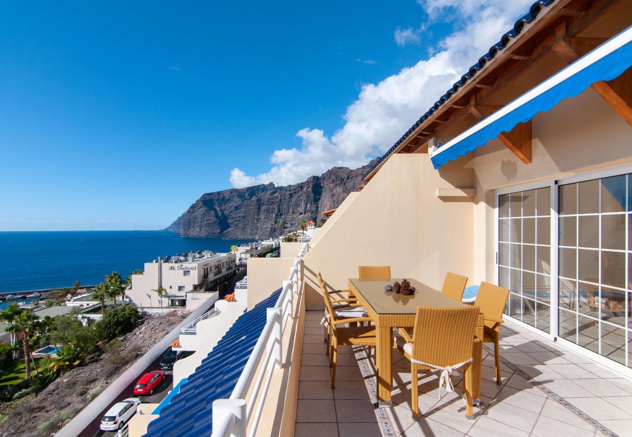 Кондоминиум на Acantilados de Los Gigantes - PENTHOUSE DUPLEX AVENIDA 2A011 Кондоминиум на Acantilados de Los Gigantes - PENTHOUSE DUPLEX AVENIDA 2A011