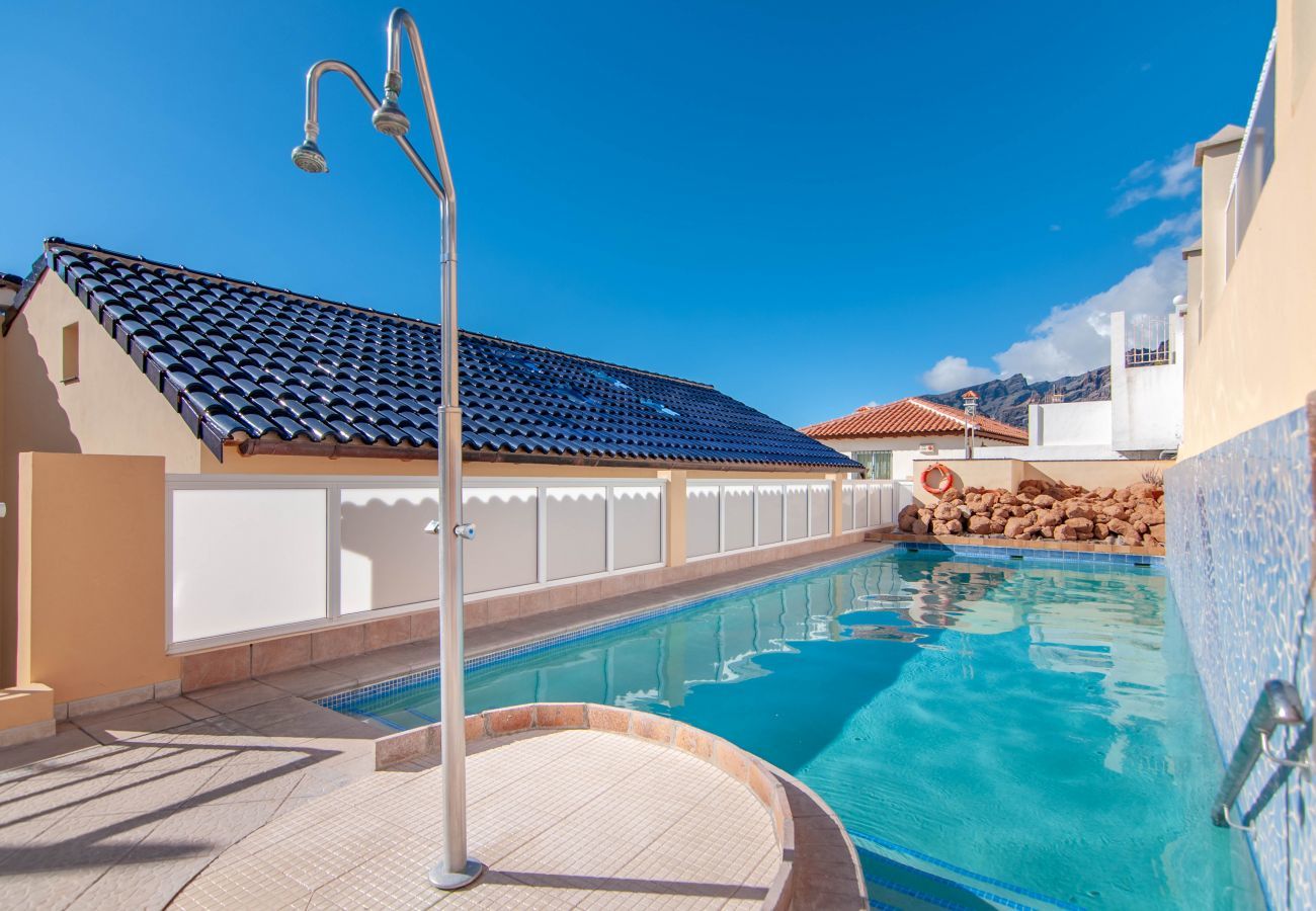 Кондоминиум на Acantilados de Los Gigantes - PENTHOUSE DUPLEX AVENIDA 2A011 Кондоминиум на Acantilados de Los Gigantes - PENTHOUSE DUPLEX AVENIDA 2A011