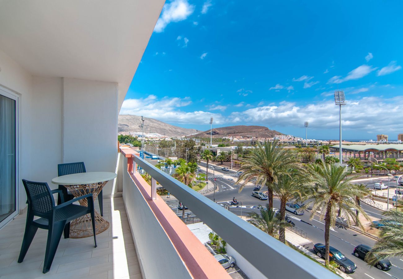 Апартаменты на Playa de Las Americas - Los Tajinastes 1A034